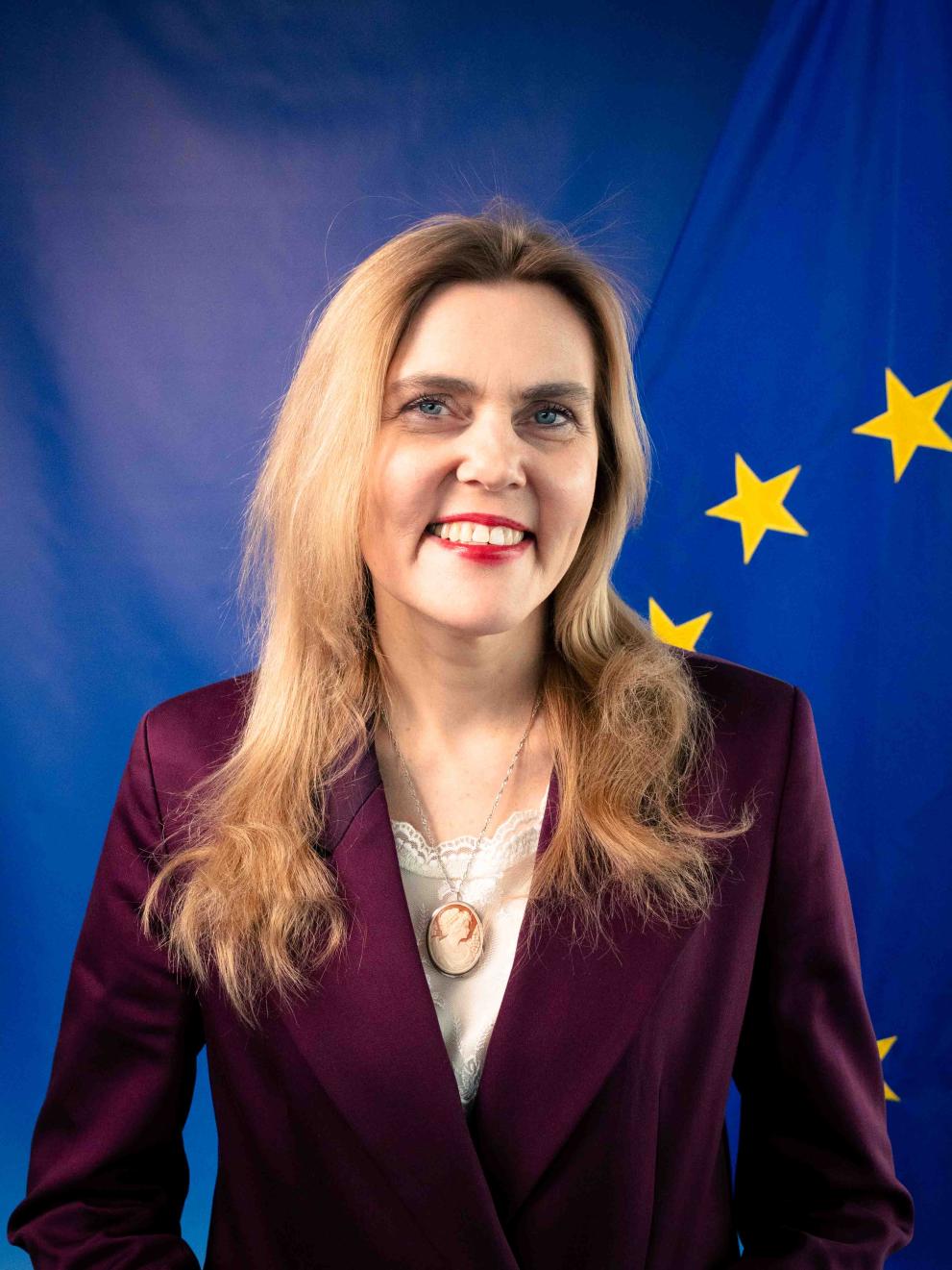 Julia Laffranque photo